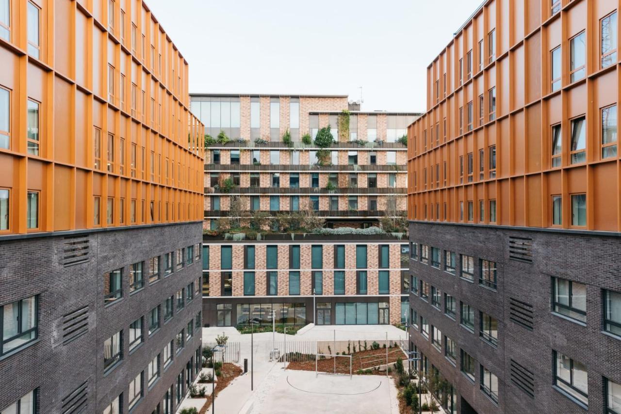For Students Studying In Barcelona Only - Stunning Spacious Studios And Private Rooms At Pallars Student Accommodation Dış mekan fotoğraf