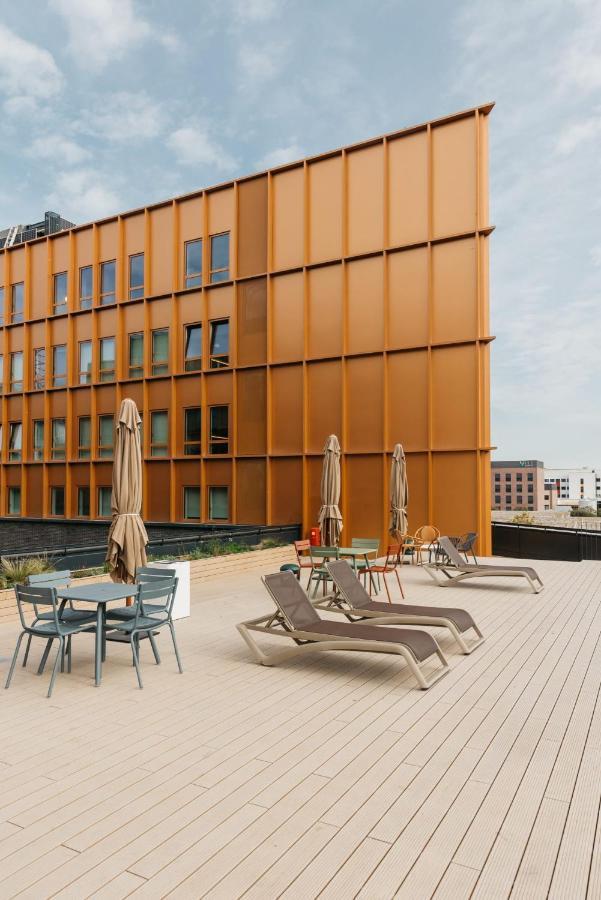 For Students Studying In Barcelona Only - Stunning Spacious Studios And Private Rooms At Pallars Student Accommodation Dış mekan fotoğraf