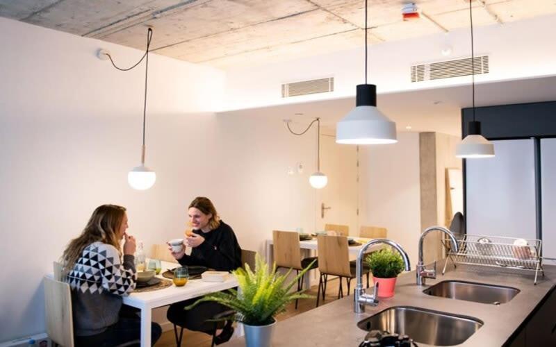 For Students Studying In Barcelona Only - Stunning Spacious Studios And Private Rooms At Pallars Student Accommodation Dış mekan fotoğraf